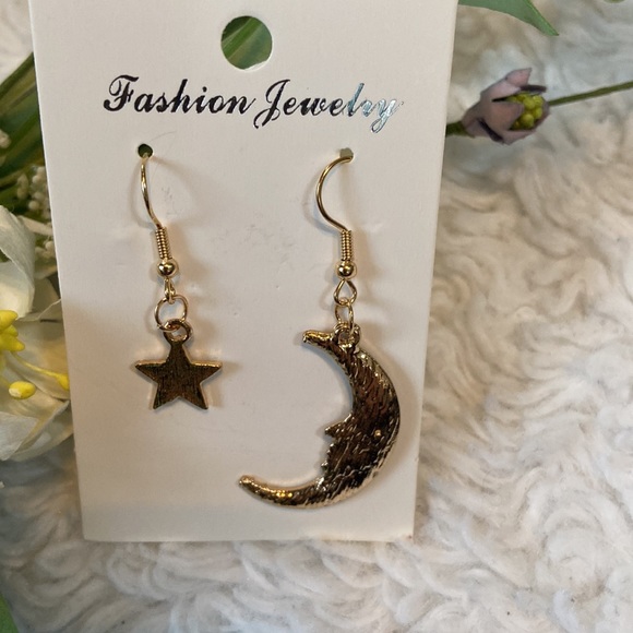 Celestial 💫 Earrings Moon Star Dangly Gold Green Blue Rich Iridescent - Picture 4 of 7